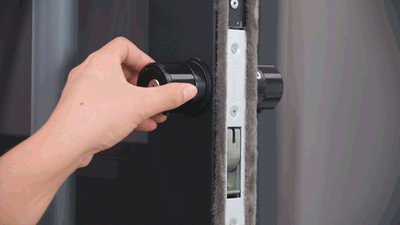 STOREFRONT DOOR LOCK